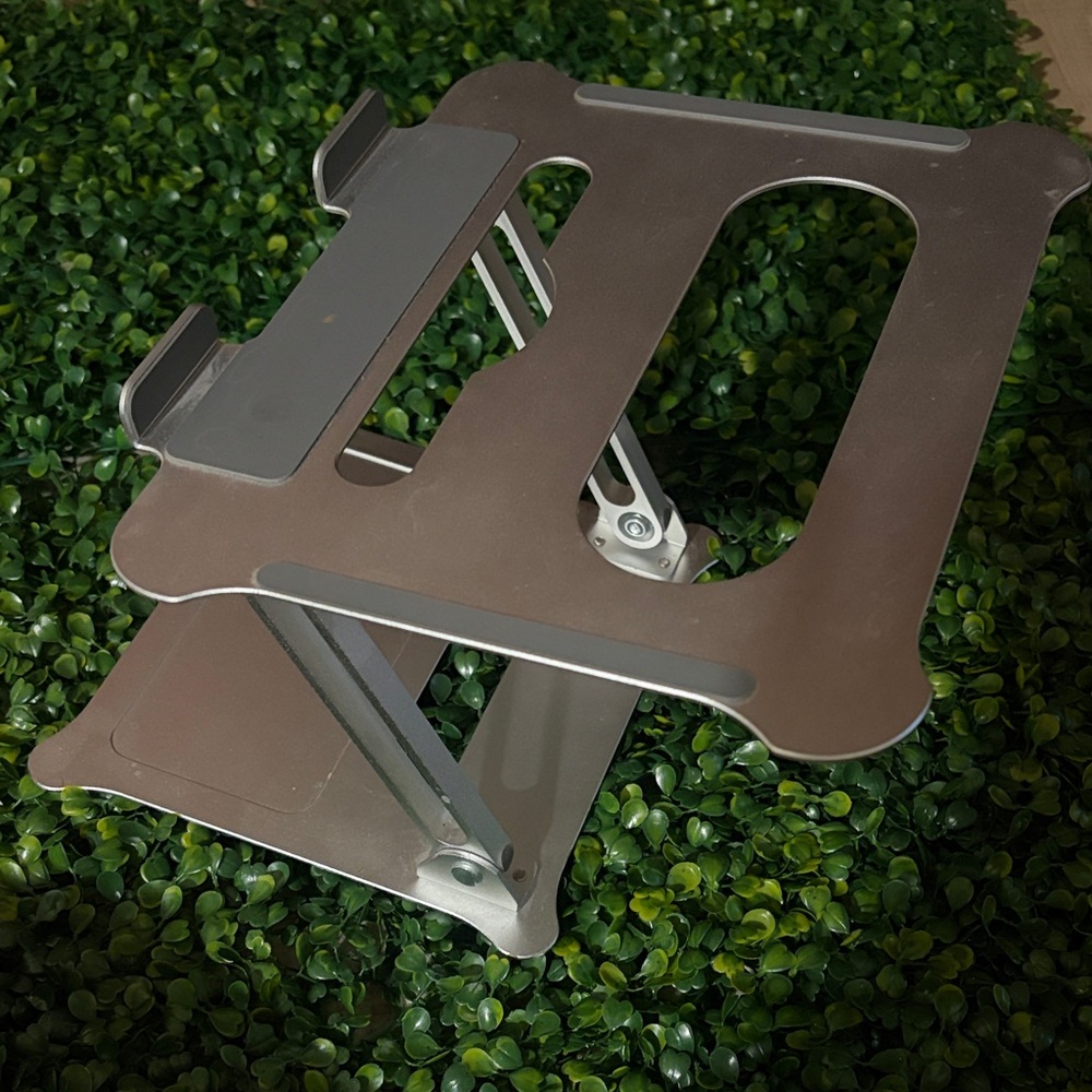 Laptop Stand - Picture 2 of 3